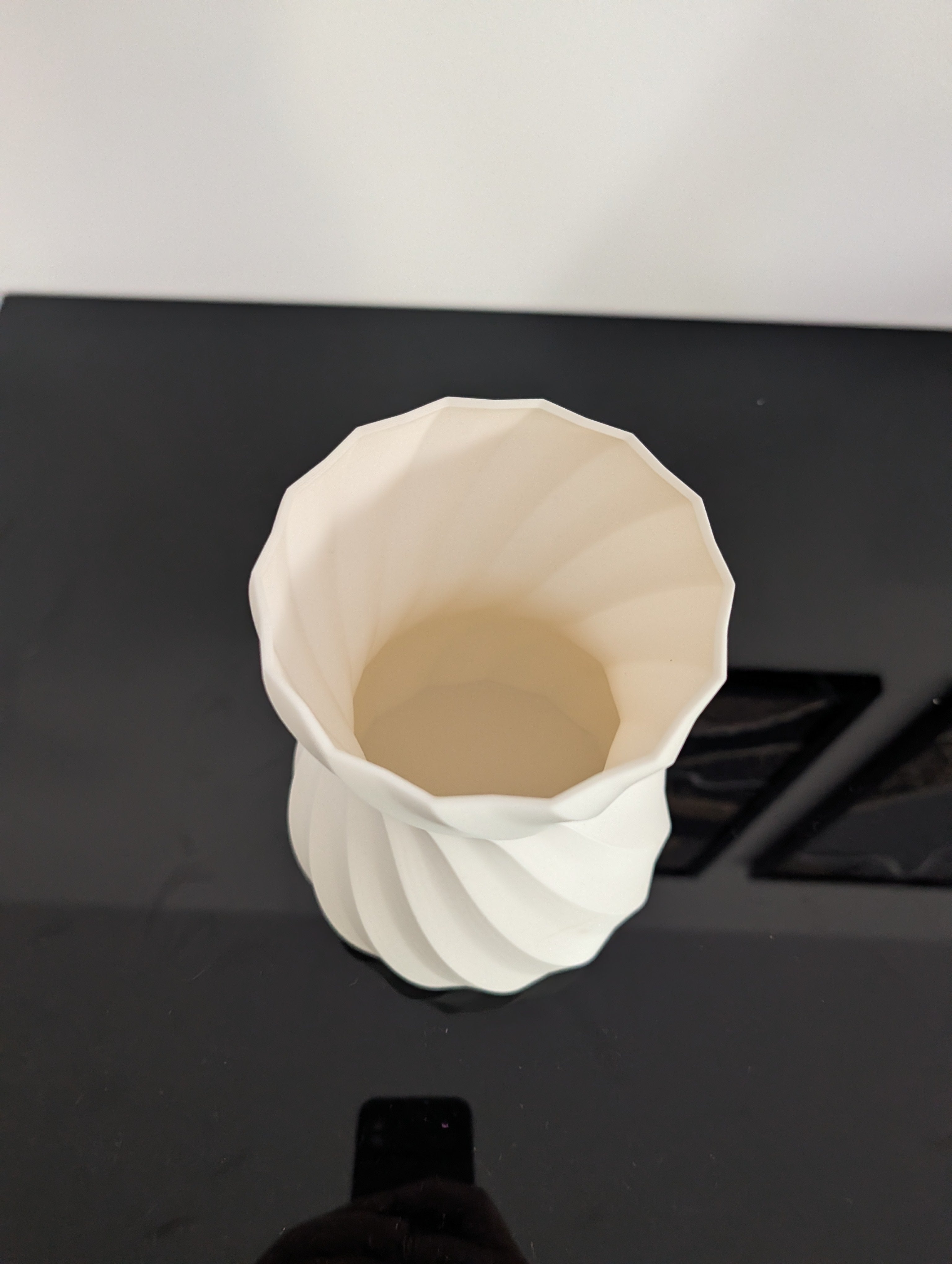 Wazon Skręcony 3D