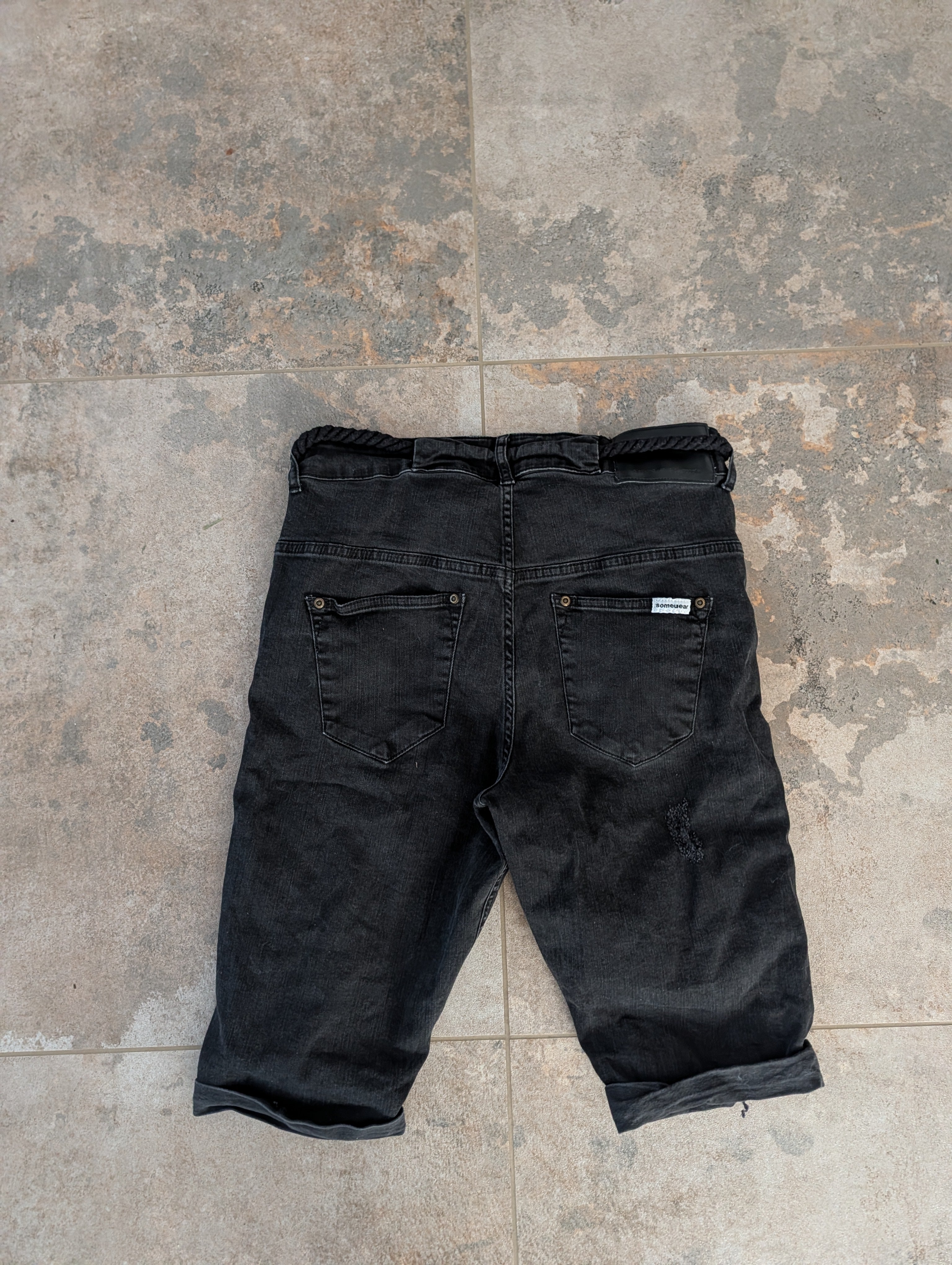 Somewear W32 Szorty Jeansowe Czarne - tył